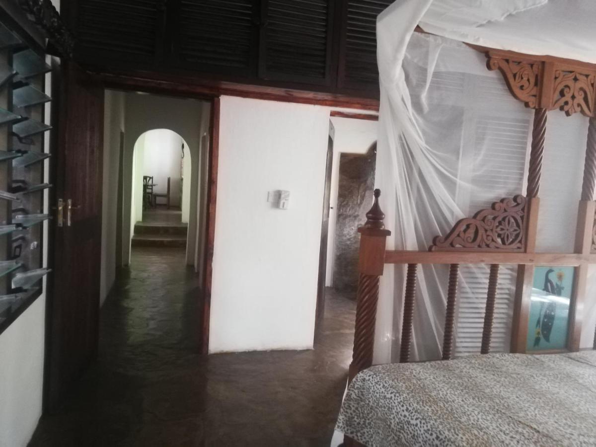 Chiky Villa 瓦塔穆 外观 照片
