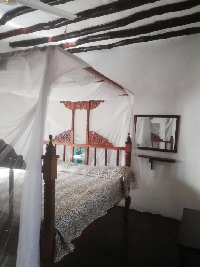 Chiky Villa 瓦塔穆 外观 照片