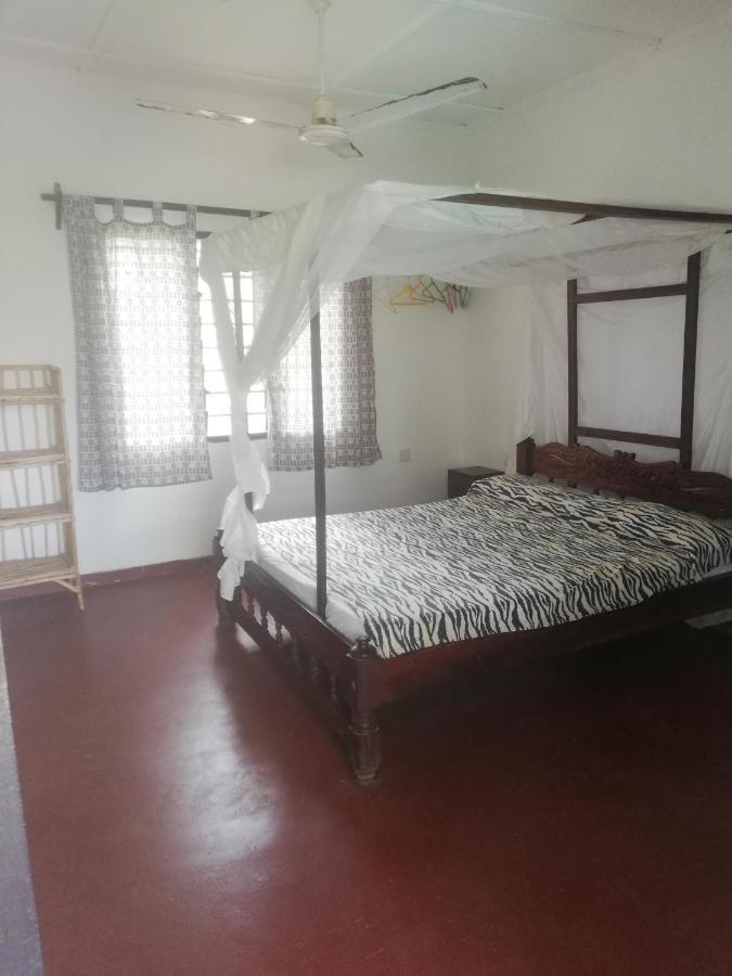 Chiky Villa 瓦塔穆 外观 照片